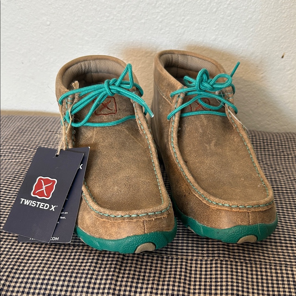 Twisted X Tan and Teal Lace Up Boots